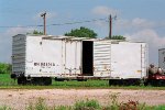 BN 951918, 40-ft combination door box car, MofW tool car, at Eola Yard